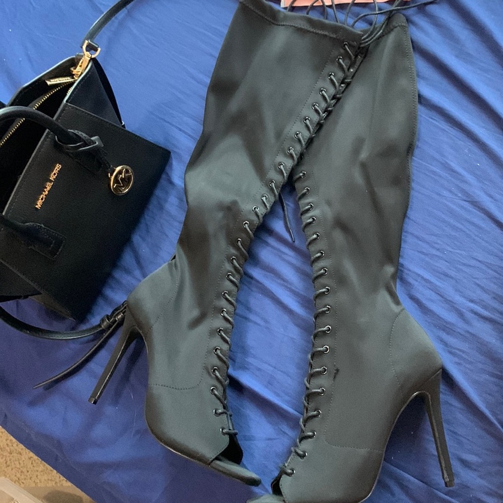 lace up boots
